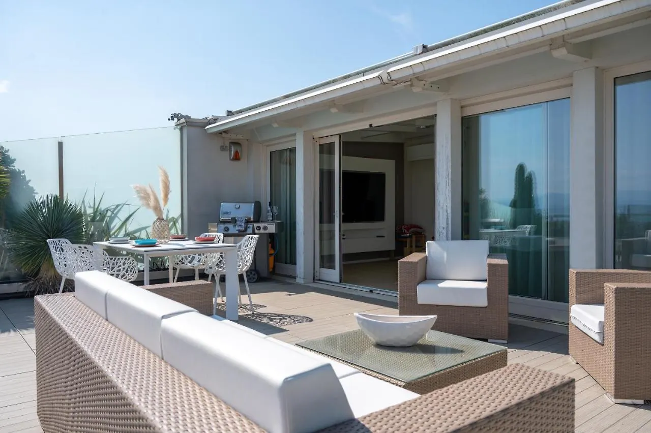 L'Angelica Loft Apartment Lake View - Desenzano Del Garda