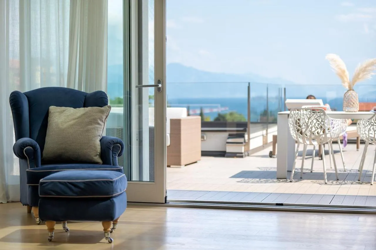 L'Angelica Loft Apartment Lake View - Desenzano Del Garda Italy