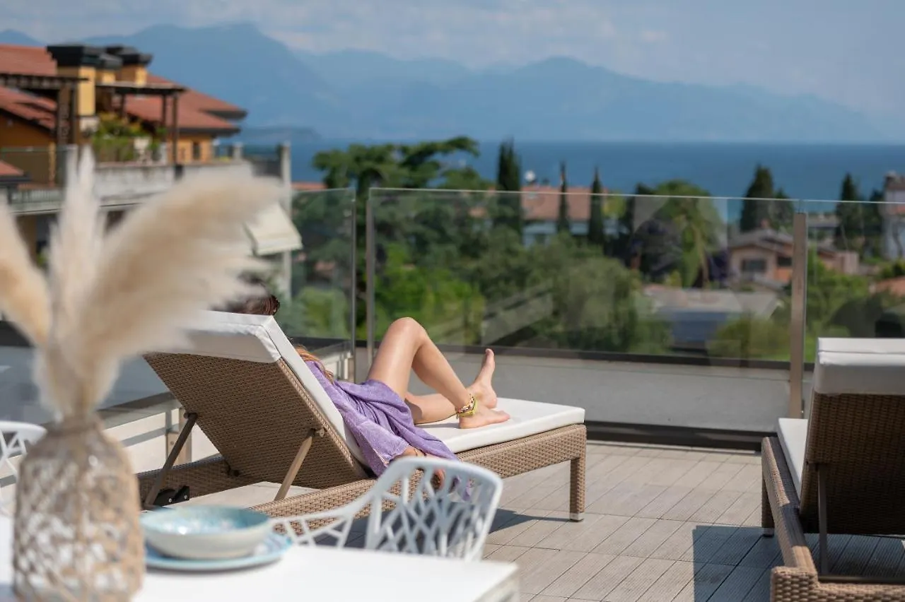 L'Angelica Loft Apartment Lake View - Desenzano Del Garda